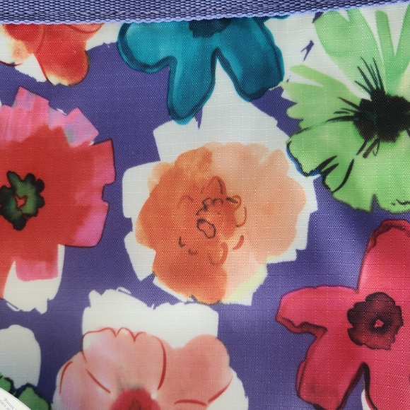 NEW Arctic Zone Insulated Tote, floral multi NWT - Picture 3 of 4